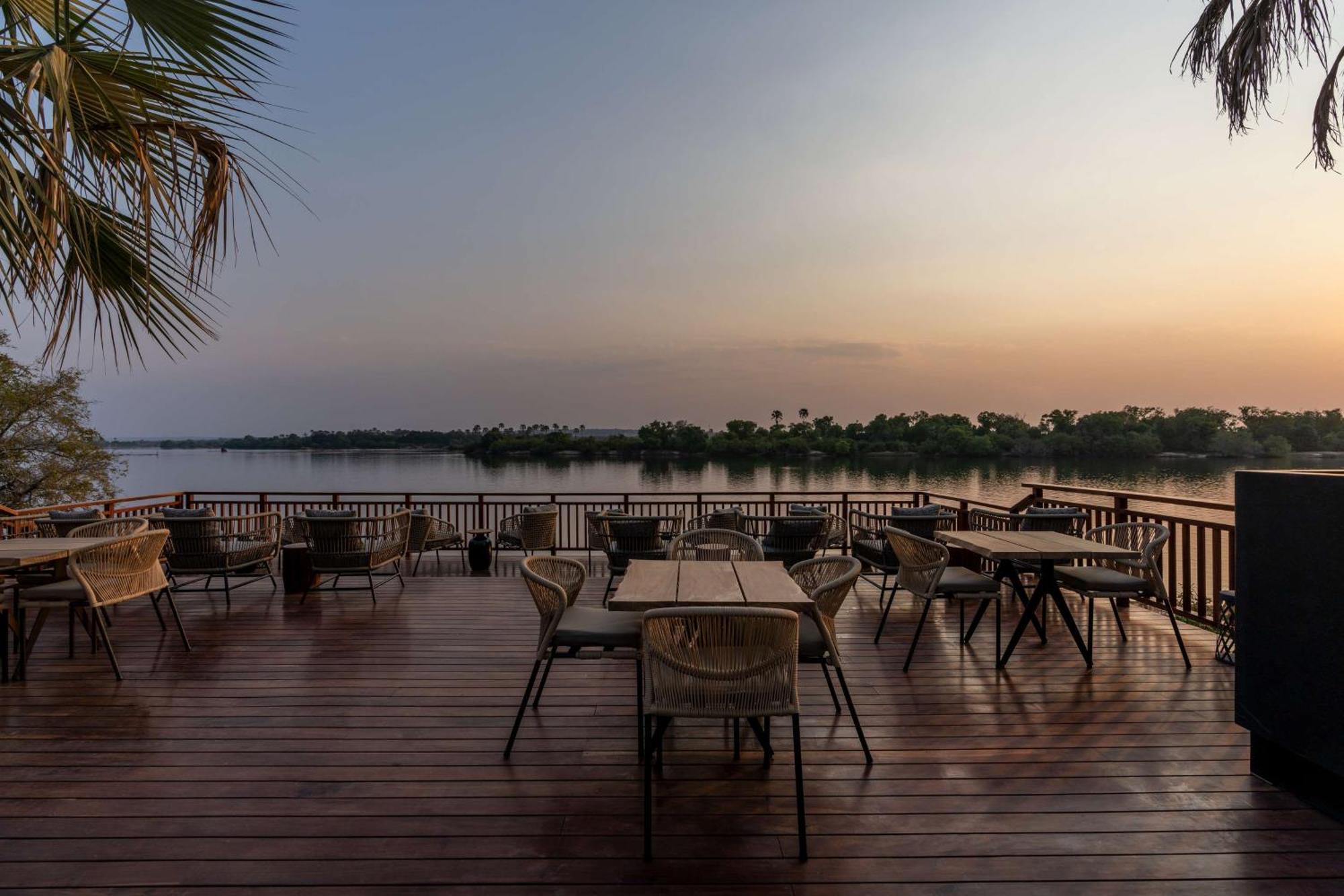 Radisson Blu Mosi-Oa-Tunya Livingstone Resort المظهر الخارجي الصورة