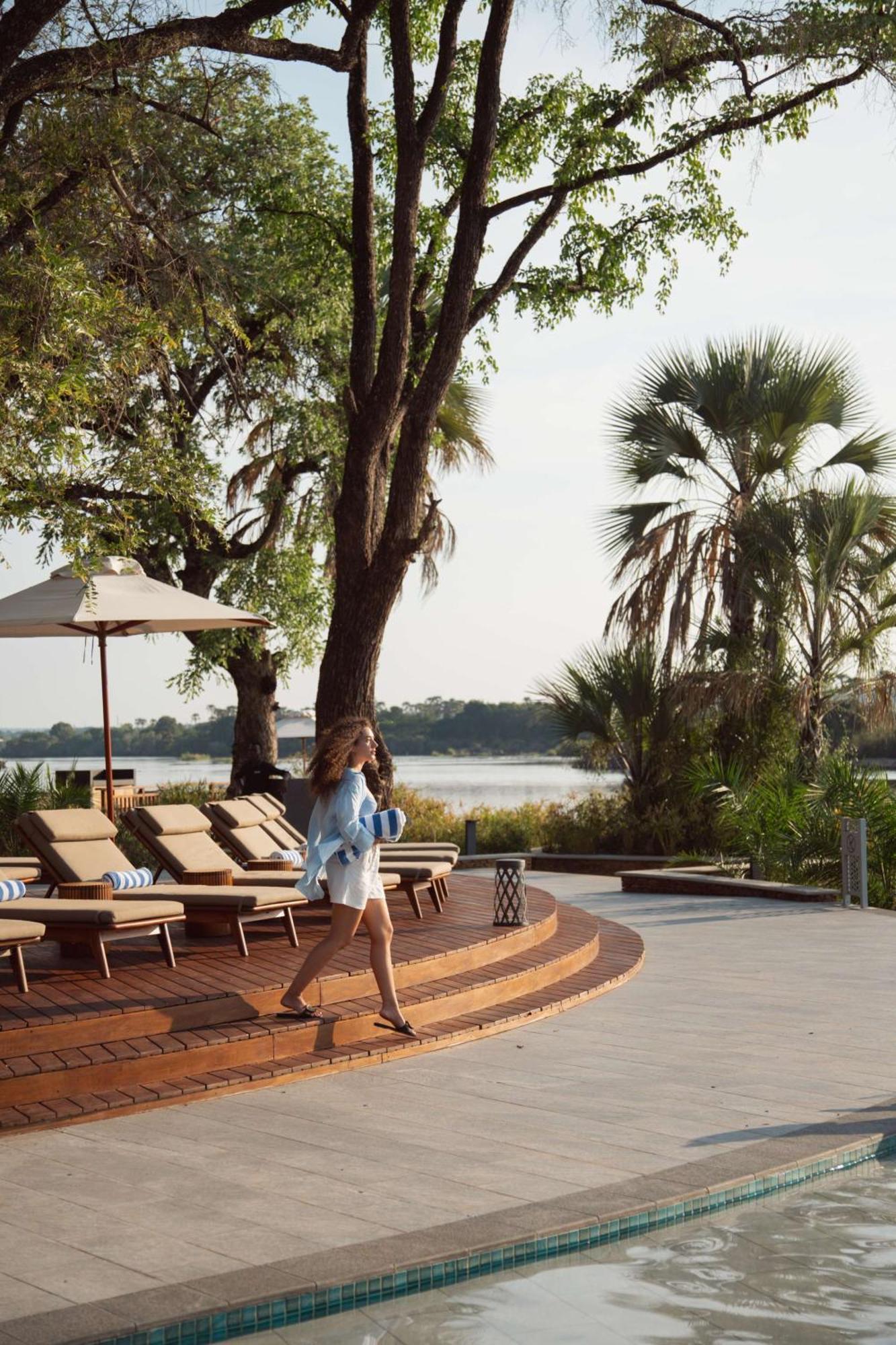 Radisson Blu Mosi-Oa-Tunya Livingstone Resort المظهر الخارجي الصورة